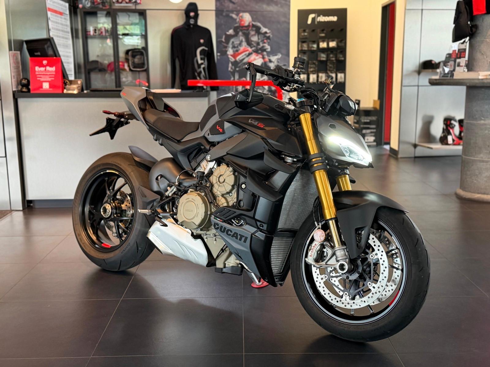 Ducati Streetfighter V4 S neuwertig *wenig Km