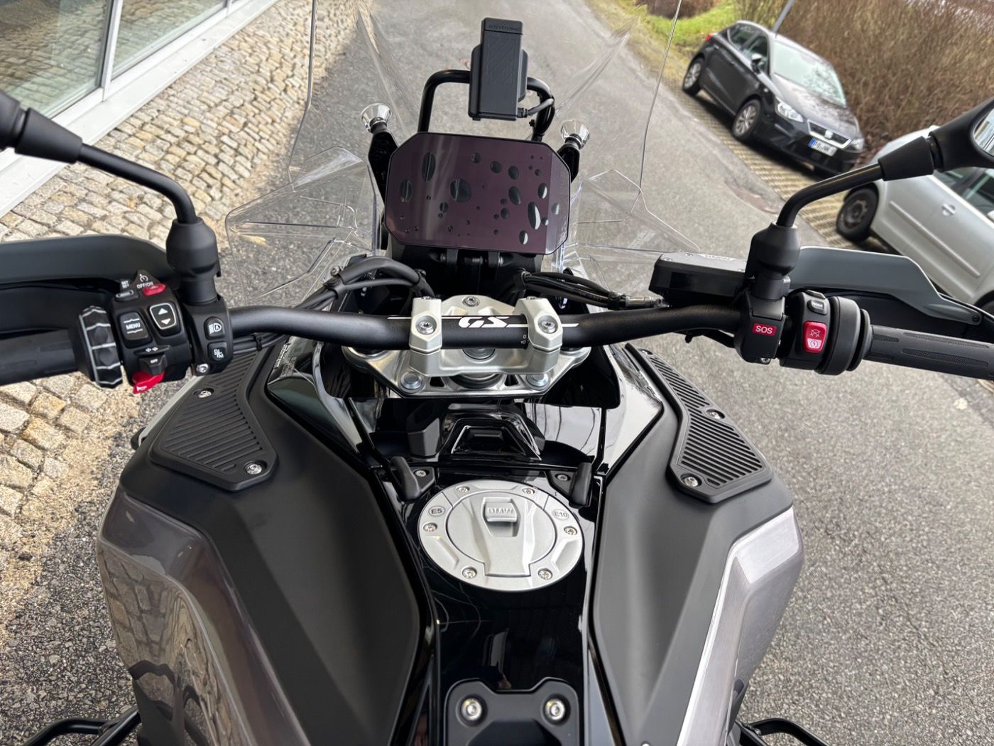 Fahrzeugabbildung BMW R 1300 GS Adventure Triple Black