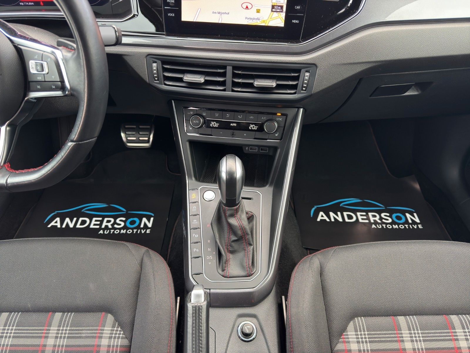 Fahrzeugabbildung Volkswagen POLO GTI 2.0TSI DSG KEYLESS KAM ACTIVEINFO BEATS