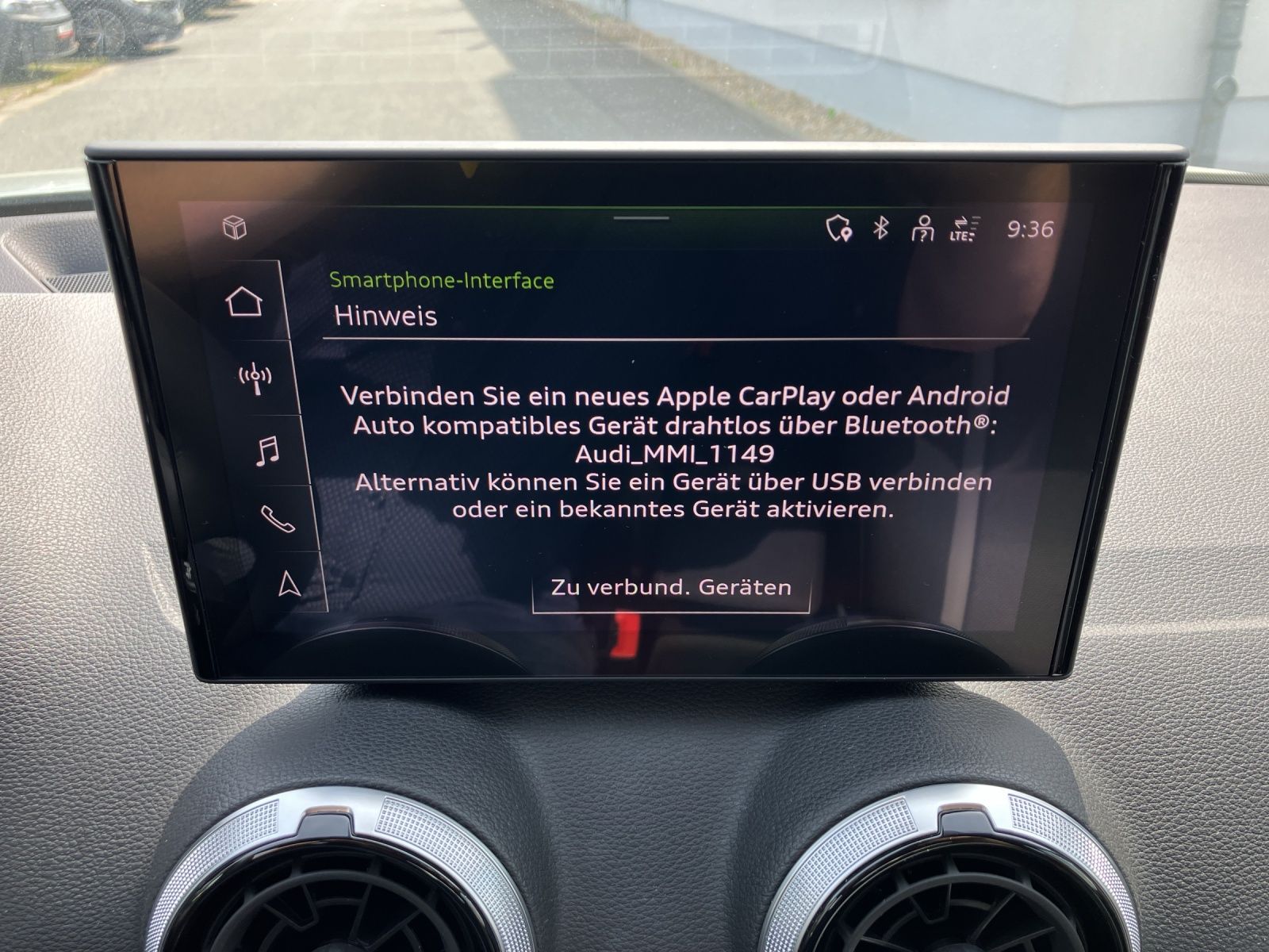 Fahrzeugabbildung Audi Q2 35 TFSI advanced LED ACC AVC RFK SH