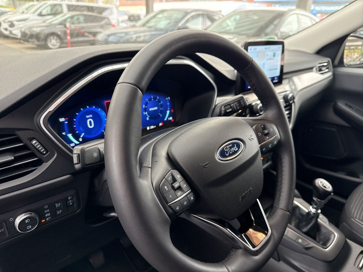 Fahrzeugabbildung Ford Kuga Titanium Winterp./LED/e. Heckklappe/ Kamera