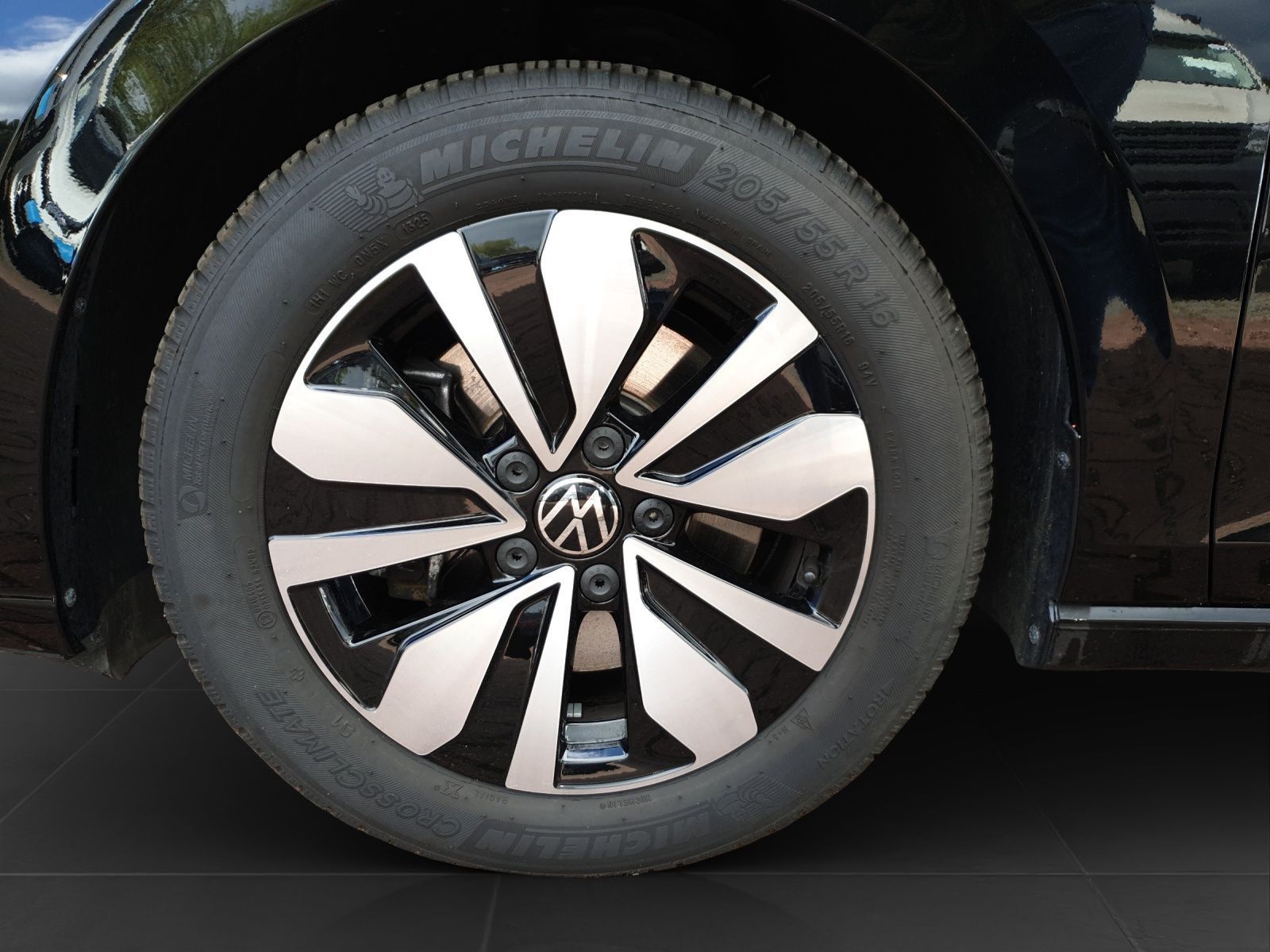 Volkswagen Golf - Bild 8