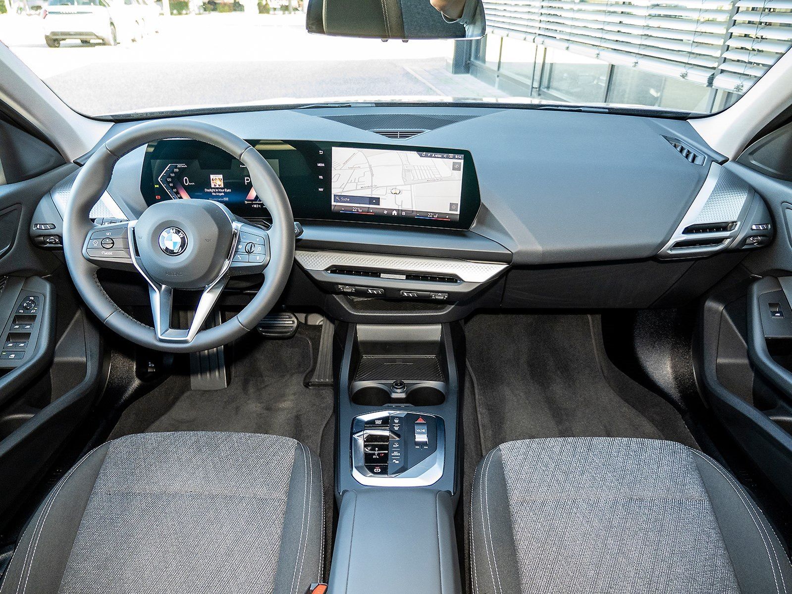 BMW 120i 5-Tür DrivingAssist SH Kamera foto 5