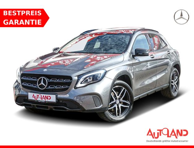 Mercedes-Benz GLA 250 LED NAVI PANO KAMERA AHK SHZ