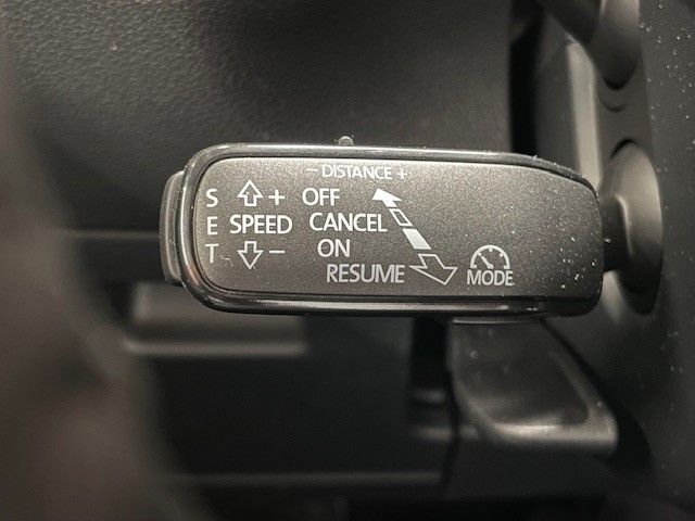 Fahrzeugabbildung SKODA Kamiq Tour 1.0 TSI DSG AHK Navi Digitales Cockpi