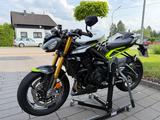 Triumph Street Triple 765 Moto2 Limited Edition - TRIUMPH SPORTLER