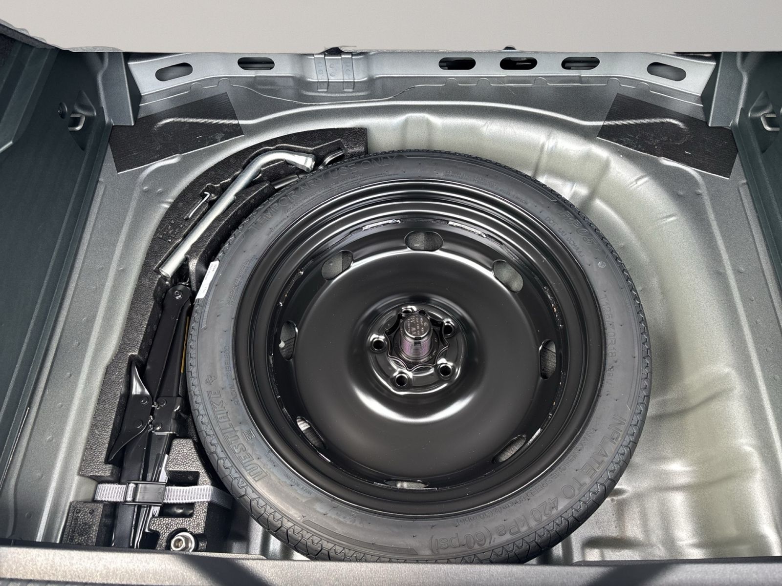 T-Roc Life 1.5 eTSI, Energy, AHK, ACC, Navi DSG