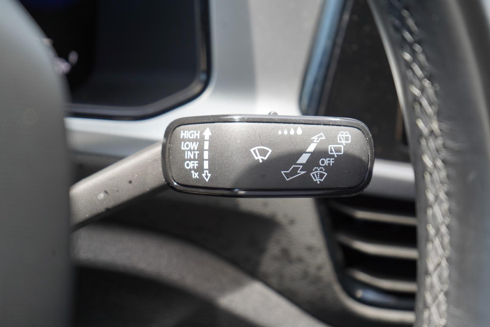Volkswagen T-Roc 1.0 R-Line LED Navi ACC Virtual Cockpit, миниатюра 21
