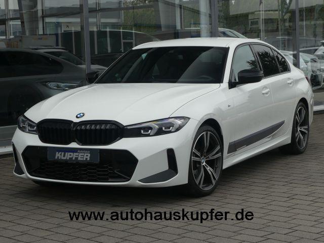 BMW 320  i xDrive M Sport NAVI°Parkass.°19"Ind.°1.Hd