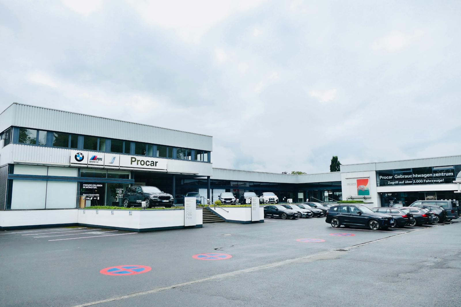 showroom-image-main