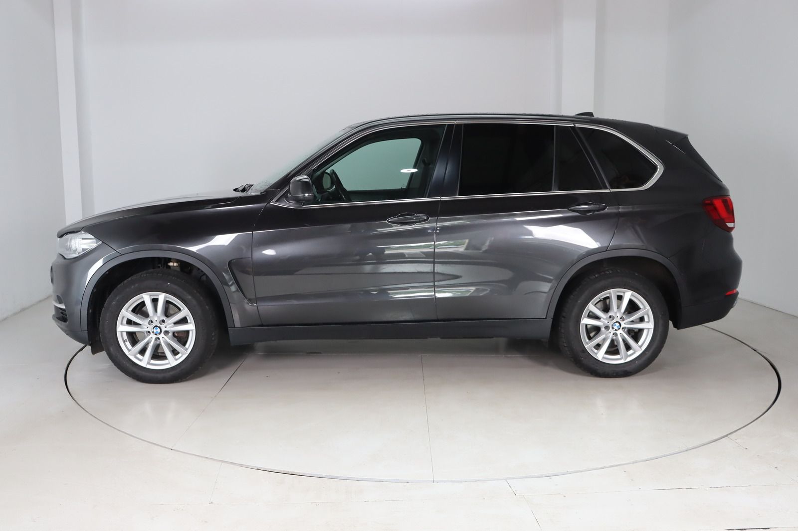 Fahrzeugabbildung BMW X5 xDrive * Memory * Sitzhzg./-lüftung