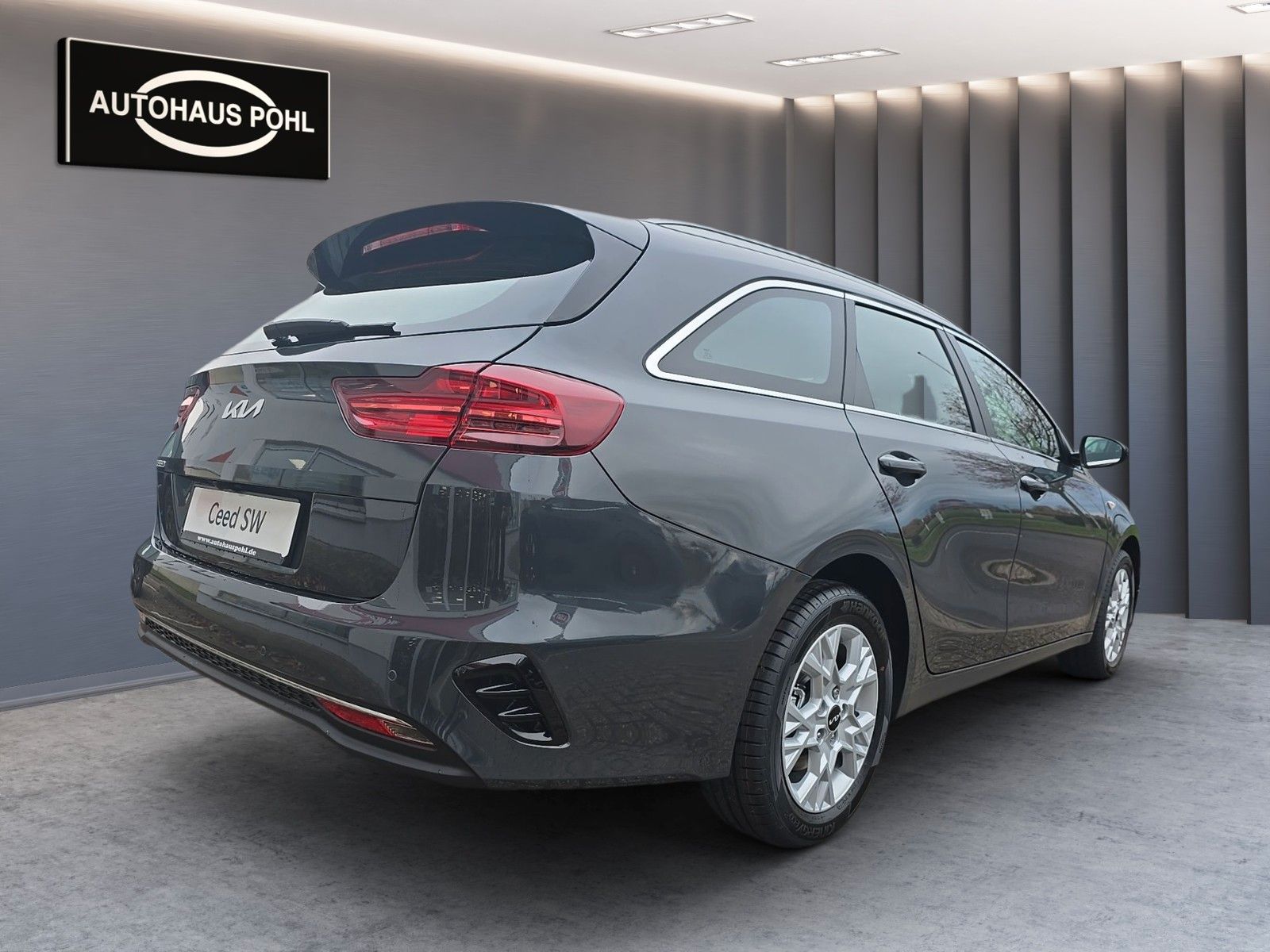 Fahrzeugabbildung Kia Ceed_SW 1.5T 140 DCT7 VIS KOMF+ (NAV)