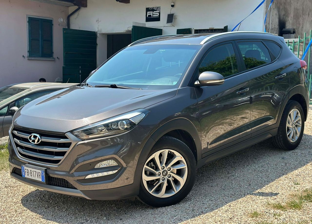 HYUNDAI Tucson