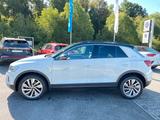 Volkswagen T-Roc GOAL 2.0 TDI DSG AHK KAMERA LED - Volkswagen T-Roc: mit Navigationssystem