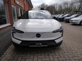 Volvo EX30 Extended Range Plus - mit Elektro-Antrieb: Fernlichtassistent