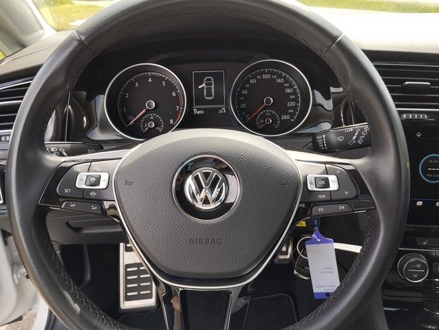 Fahrzeugabbildung Volkswagen Golf Join 1,5 TSI *Winter*Navi*PDC*
