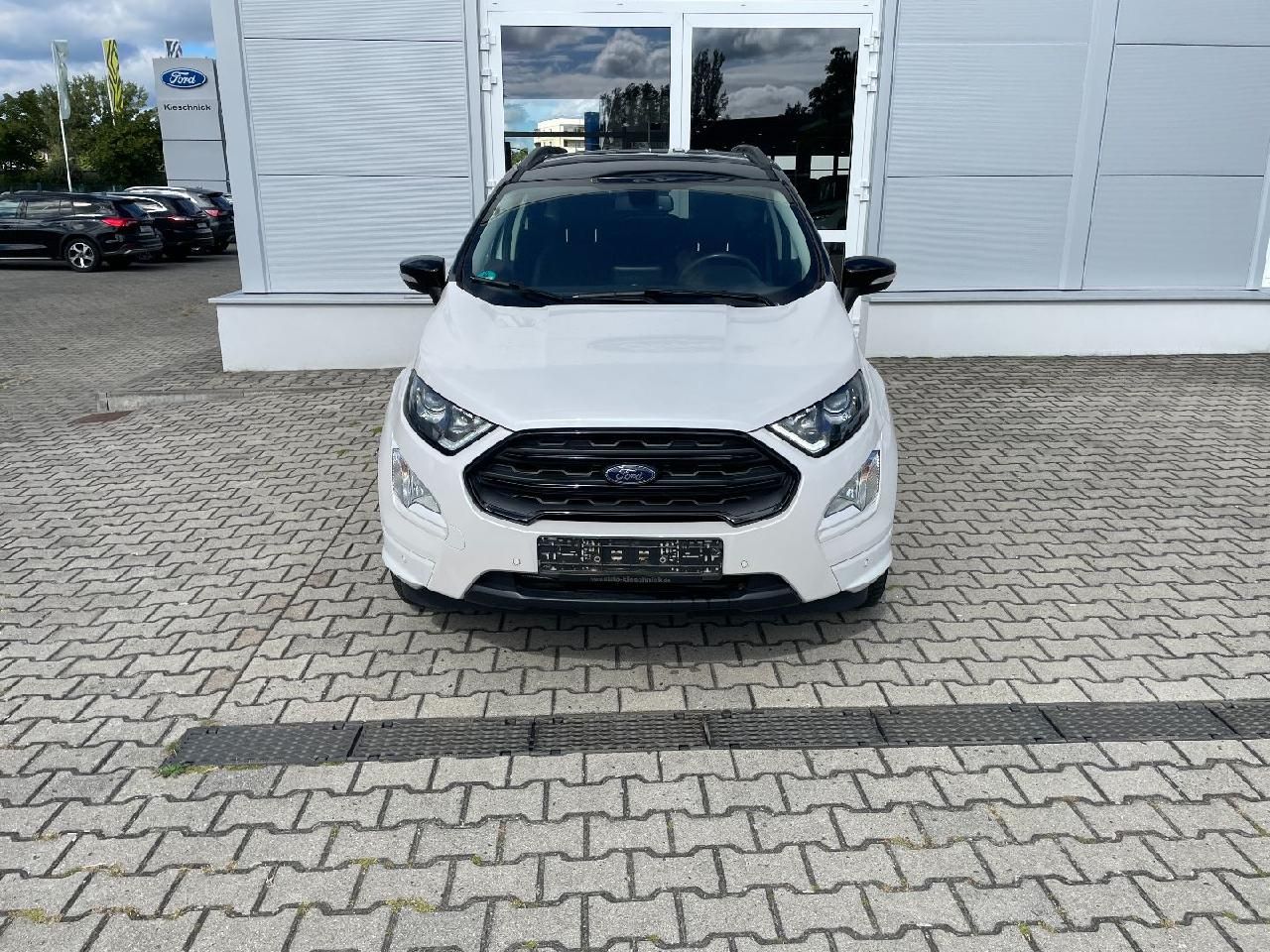 Fahrzeugabbildung Ford EcoSport ST-Line Winterpaket, Navi
