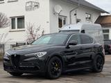Alfa Romeo Stelvio**Veloce Ti**Q4*TOP AUSTATTUNG*HARMAN* - schwarze Alfa Romeo Stelvio