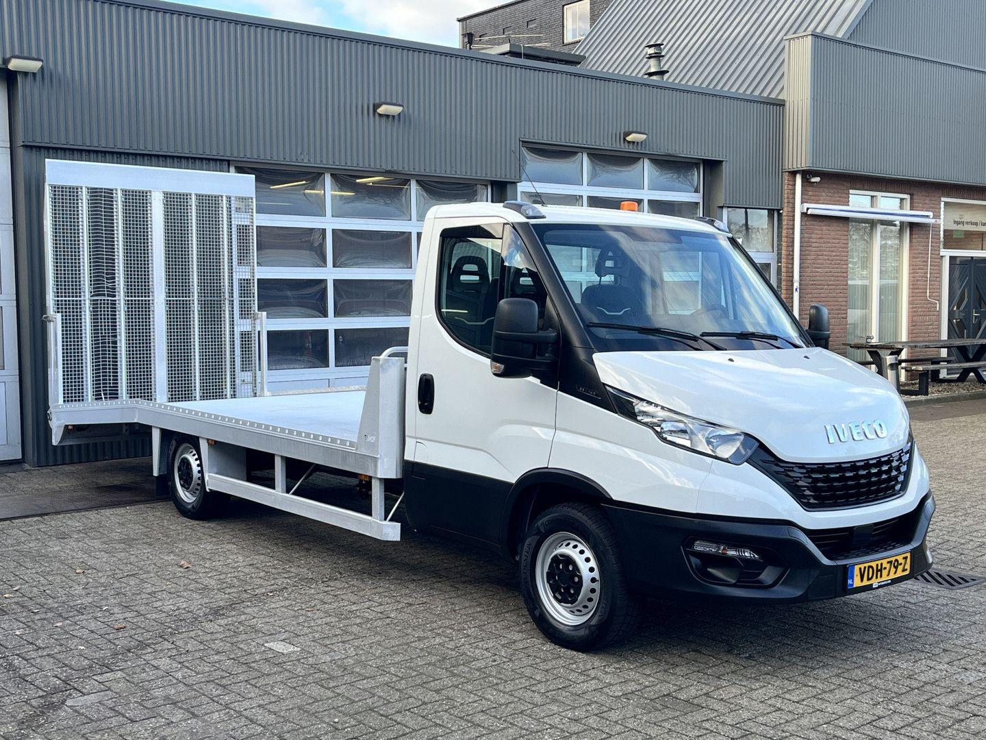 Iveco Daily 35S14 2.3 Autotransporter Tijhof 5.14 M Ai