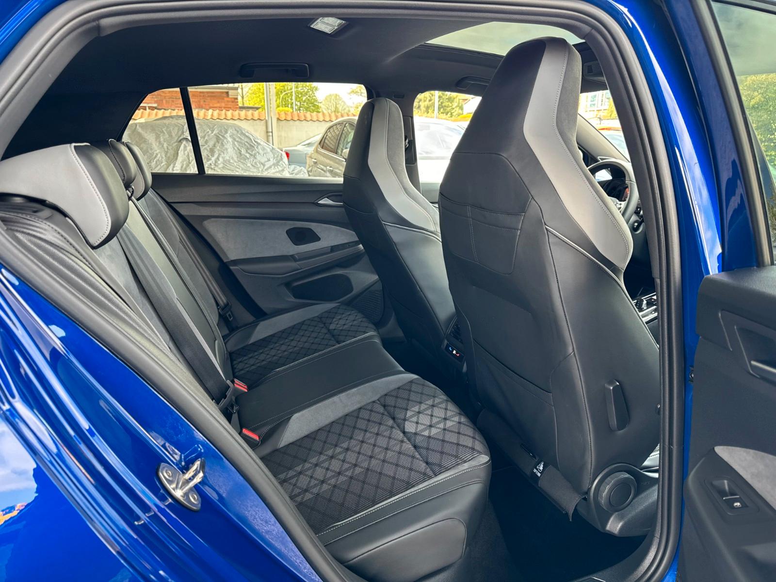 Volkswagen Golf 8 2.0 TSI R-Line *Pano/Head-Up/H&K Soundsys, миниатюра 30