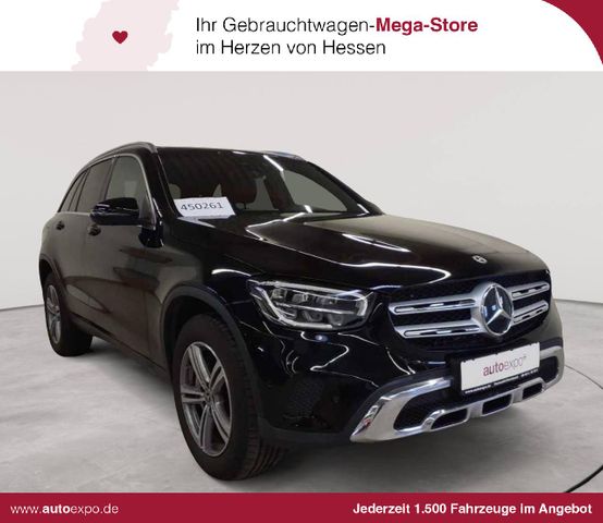 Mercedes-Benz GLC 300 e 4M 9G-AHK AssiP BusiP PANO