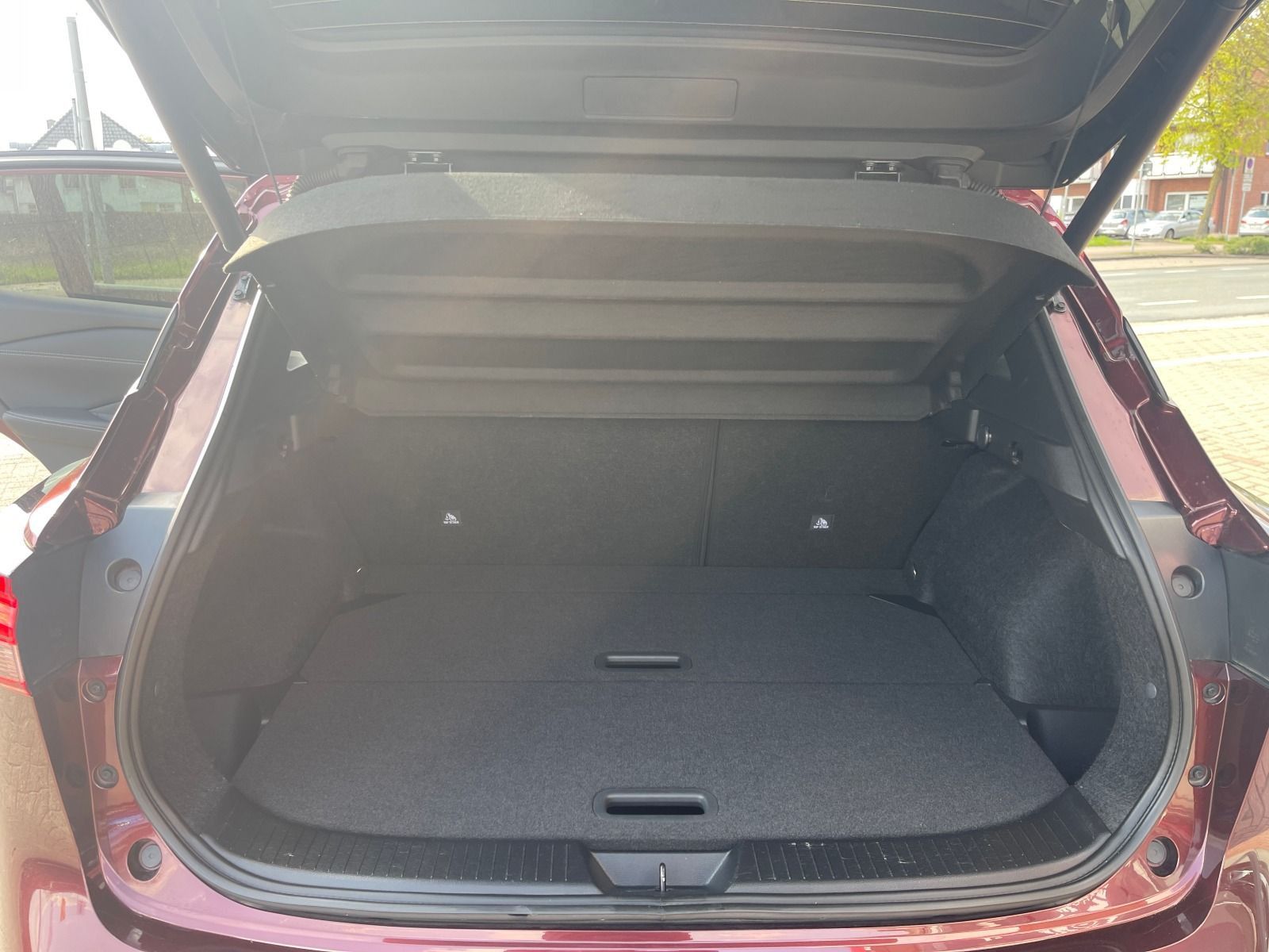 Fahrzeugabbildung Nissan Qashqai 1.3 Mild-Hybrid N-Connecta AHK/Kamera/LE