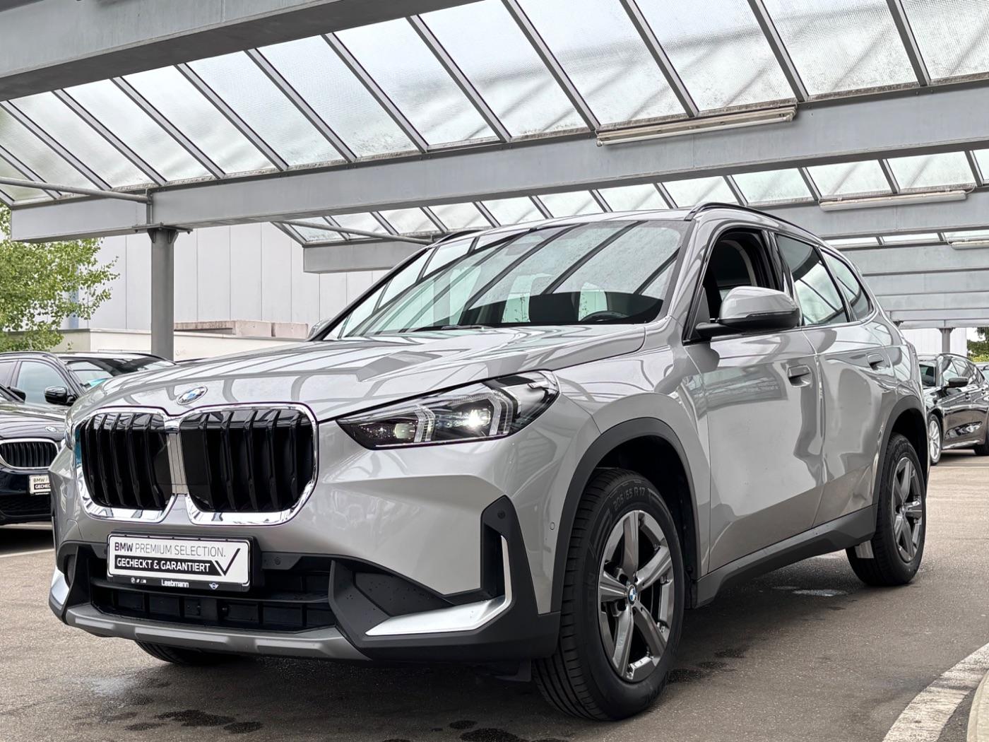 BMW X1 sDrive18i AHK/SportSitz GARANTIE bis 12/2029