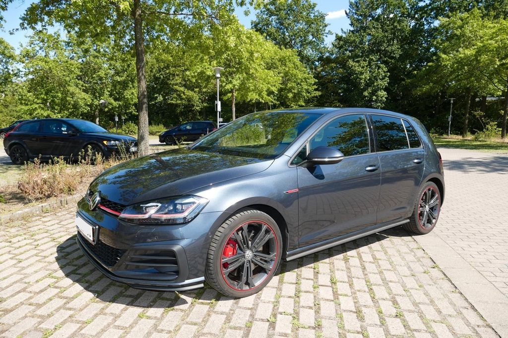 Image of Volkswagen Golf
