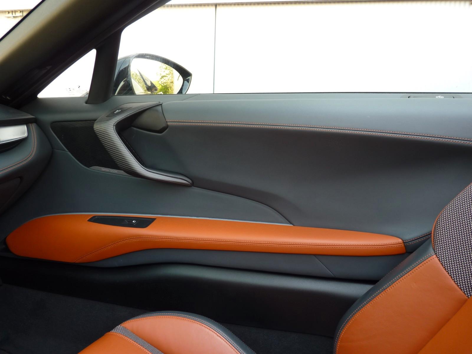 BMW i8 Roadster Laser / H & K / HUD / Voll / Top