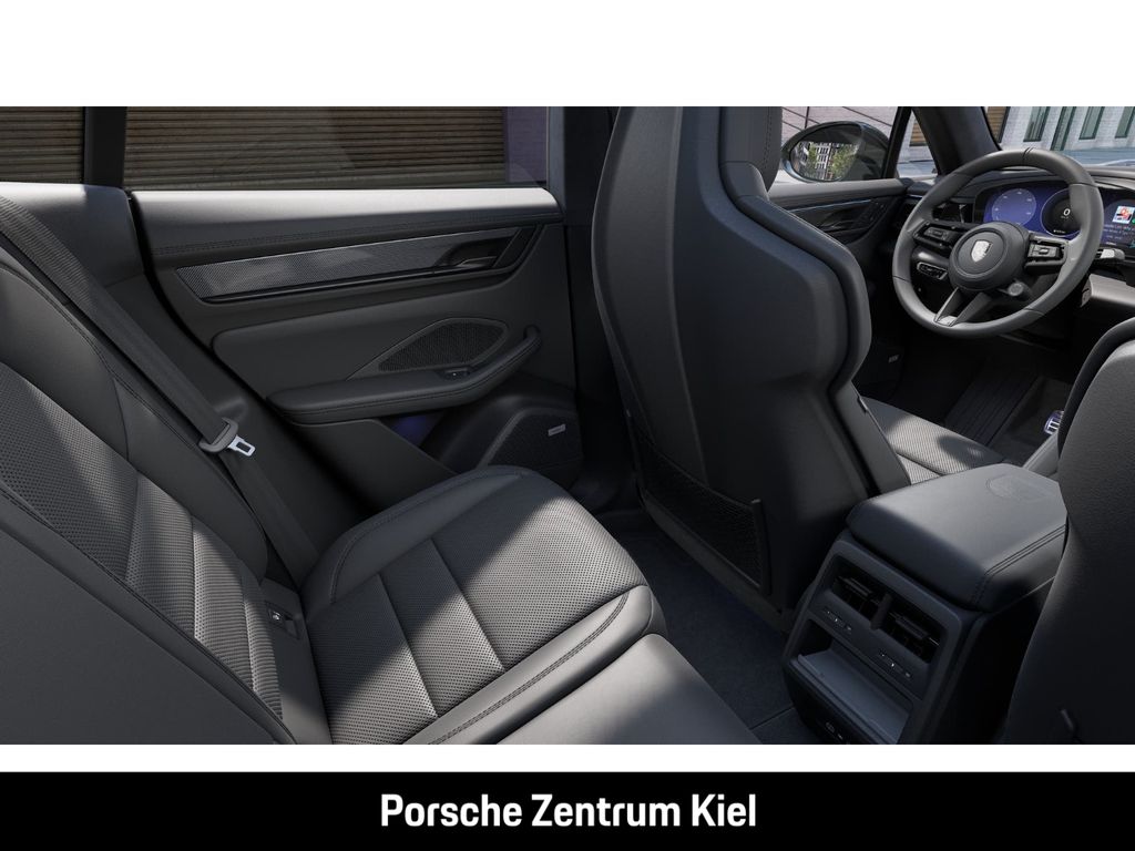 PORSCHE Macan 2024