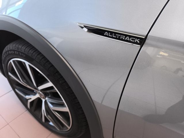 Fahrzeugabbildung Volkswagen Passat Variant 2.0 TDI DSG Alltrack 4MOTION PANO