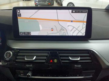 BMW 520 - 12