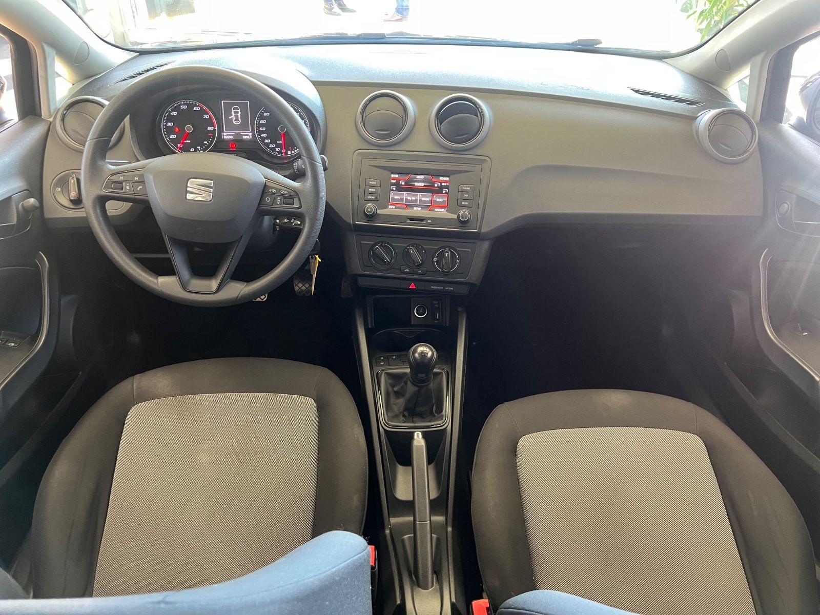 Fahrzeugabbildung SEAT Ibiza Reference *SCHECKHEFT BEI SEAT*1.HAND*