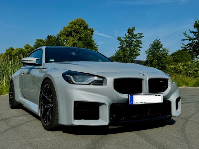 BMW M2 Coupé - G87 Brooklyn Grau 4.500 km