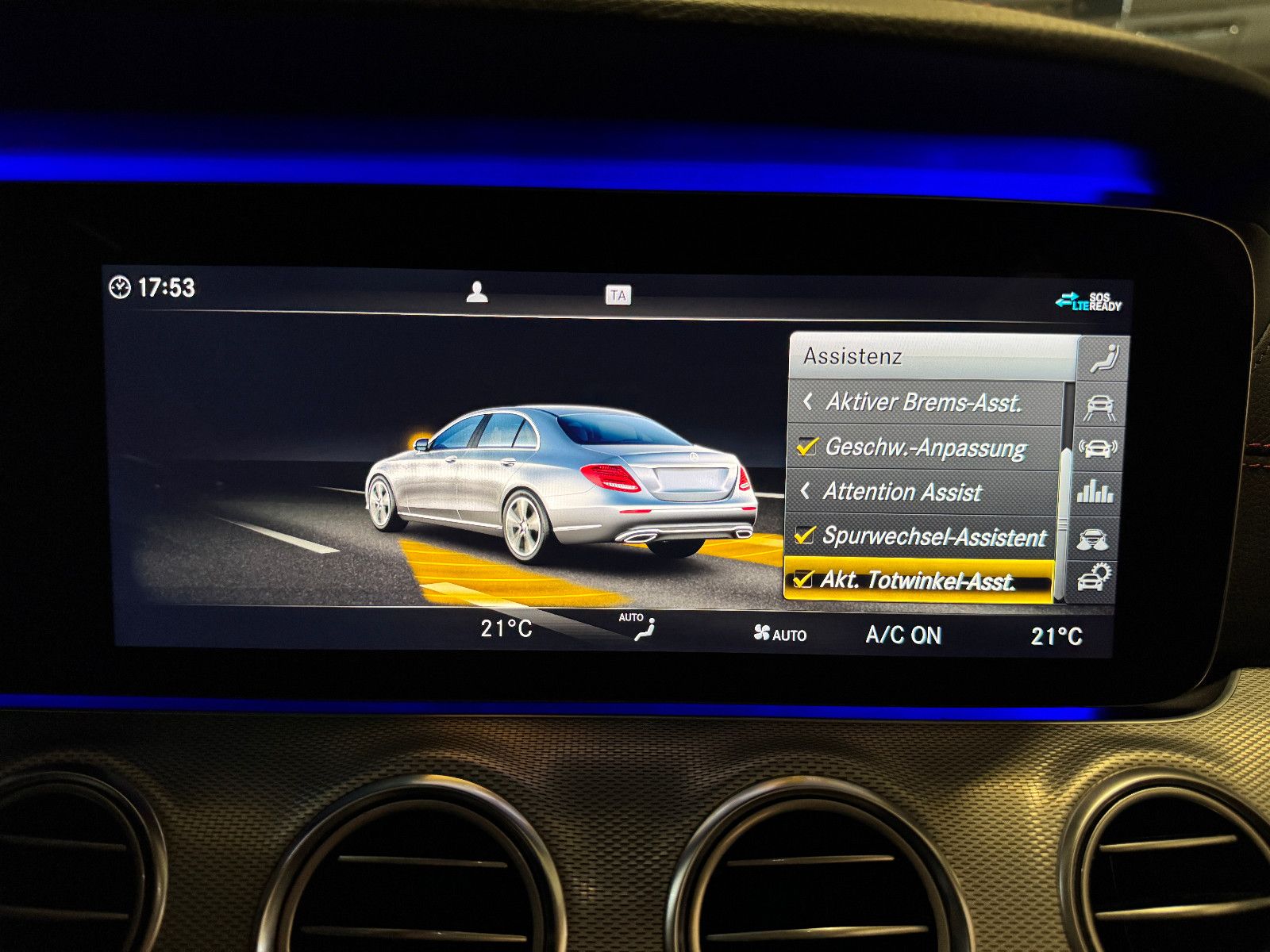Fahrzeugabbildung Mercedes-Benz E 53 AMG 4Matic+ MBUX MEMORY AIRMATIC SD 360 DIS