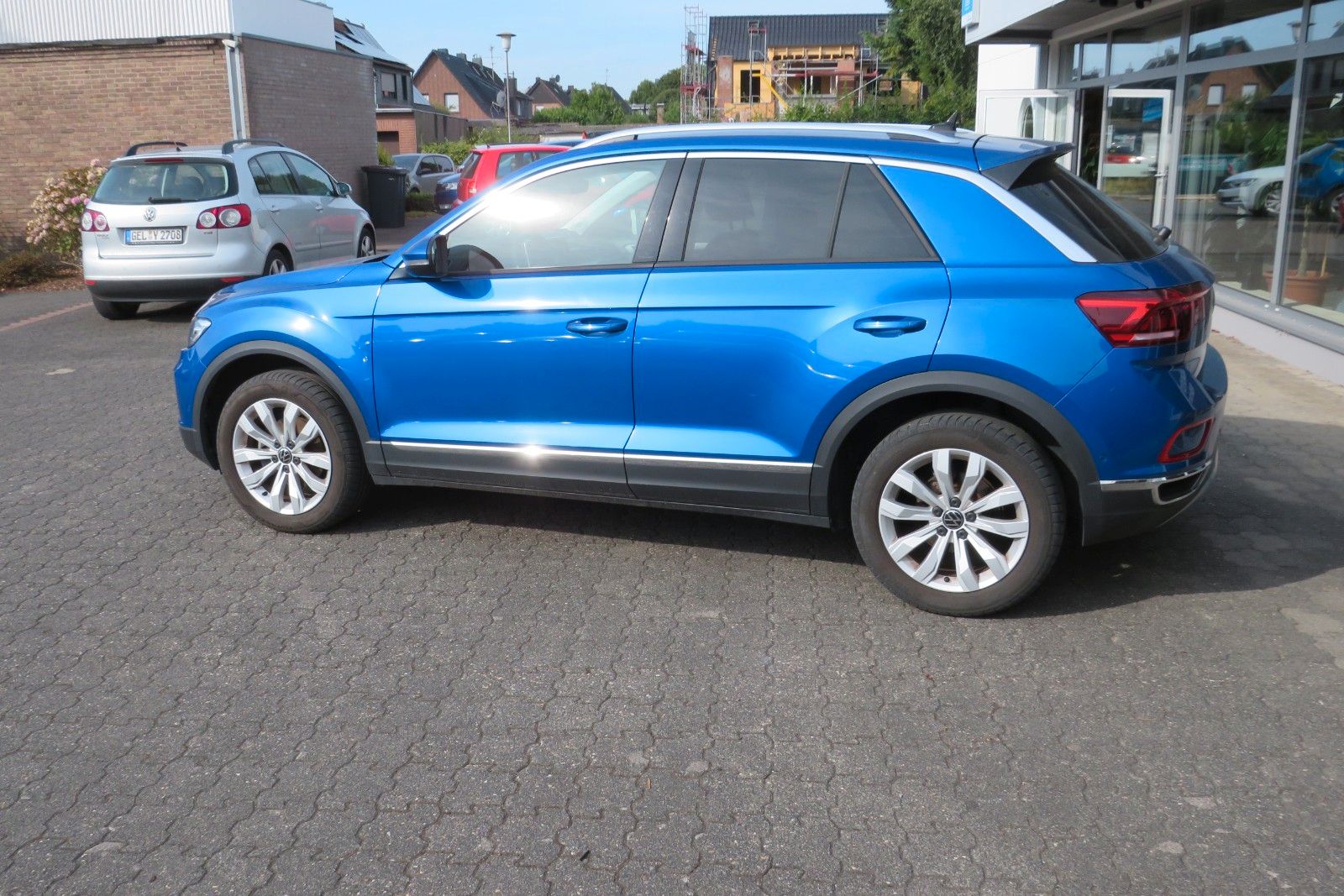 Fahrzeugabbildung Volkswagen T-Roc Style KAMERA ACC NAVI APP SITZH DIGI-COPI