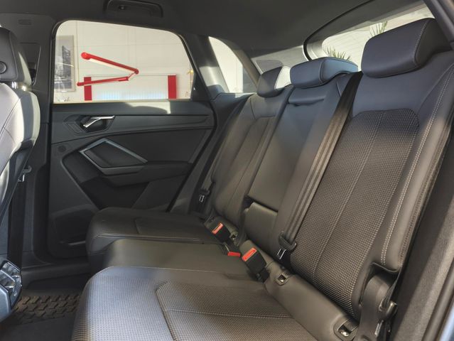 AUDI Q3 — Foto 24