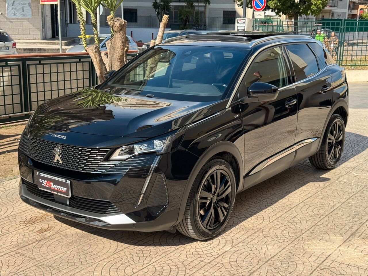 Peugeot 3008 BlueHDi 130 S&S EAT8 GT TETTO APRIB imagem 3