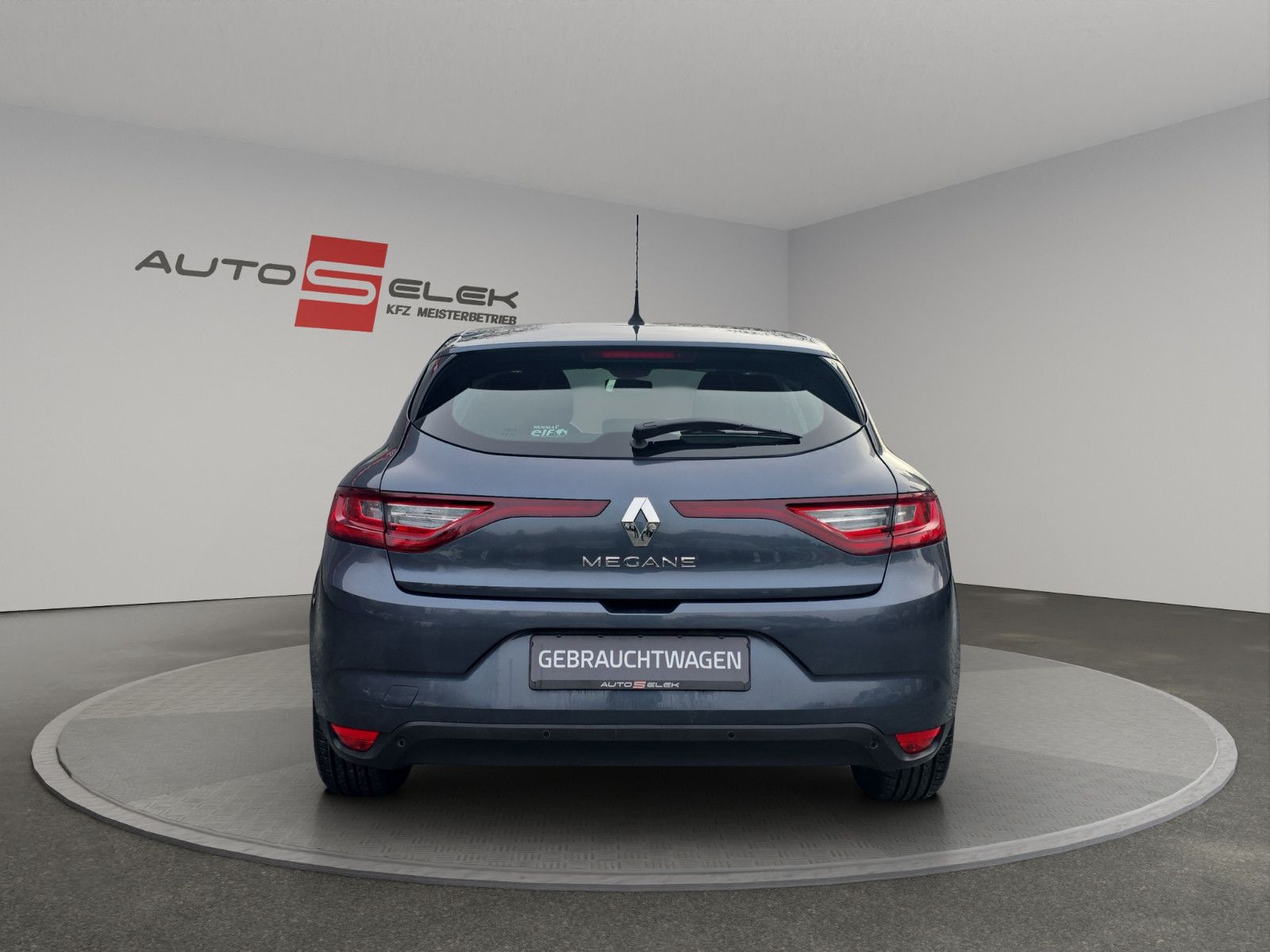 Fahrzeugabbildung Renault Megane IV Play NAVI+PDC+SHZ AUS 1.HAND