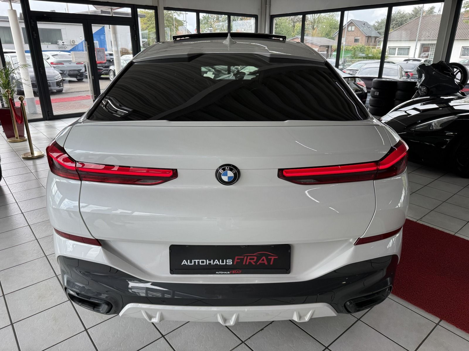 BMW X6 xDrive 30 d M Sport Headup PanoramaSD Kamera foto 3