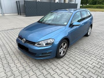 Volkswagen Golf - 2