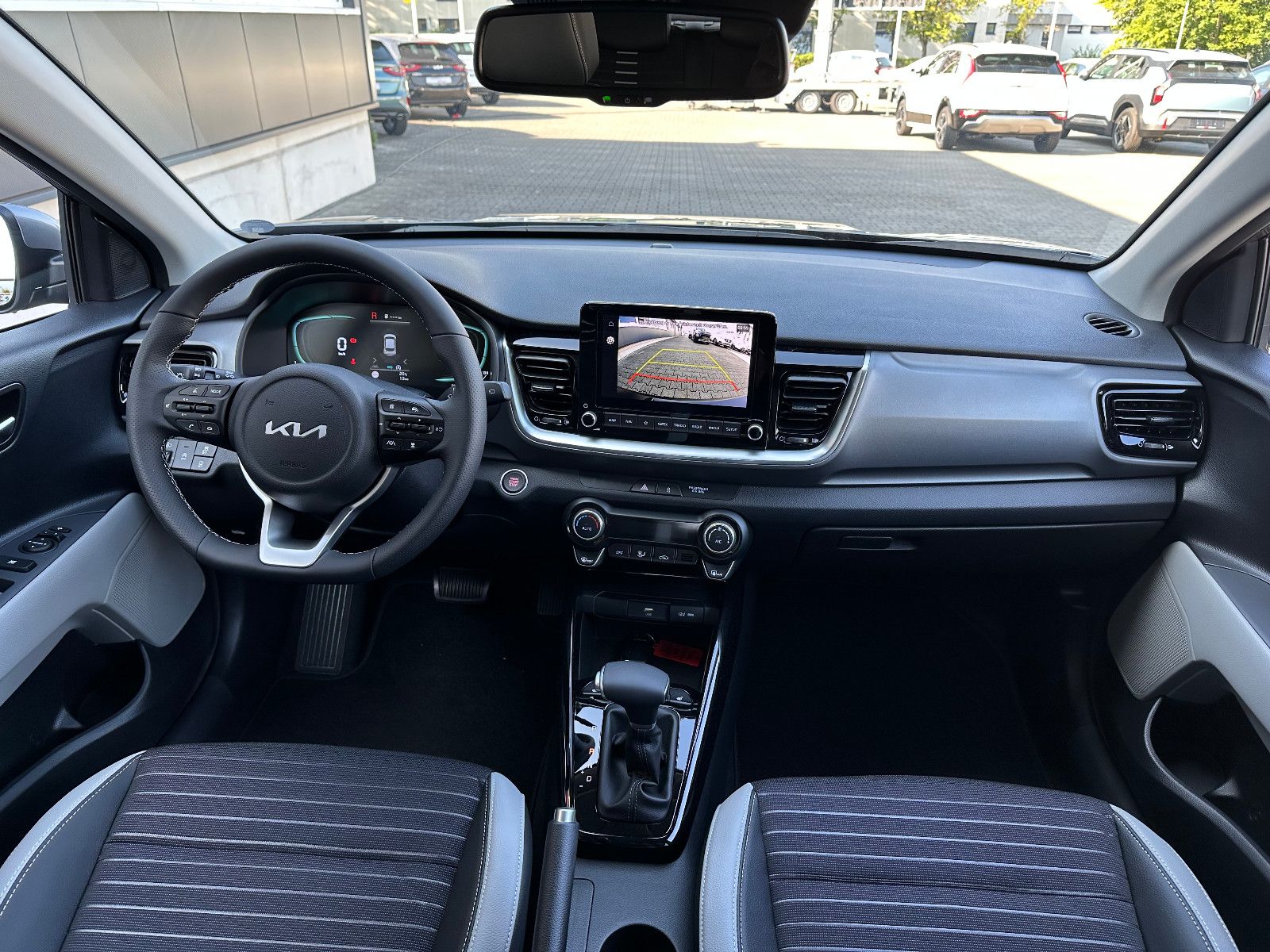 Fahrzeugabbildung Kia Stonic 1.0 T-GDI 100 48V Spirit Technologie DCT7