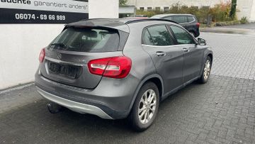 Mercedes GLA 200 - 4