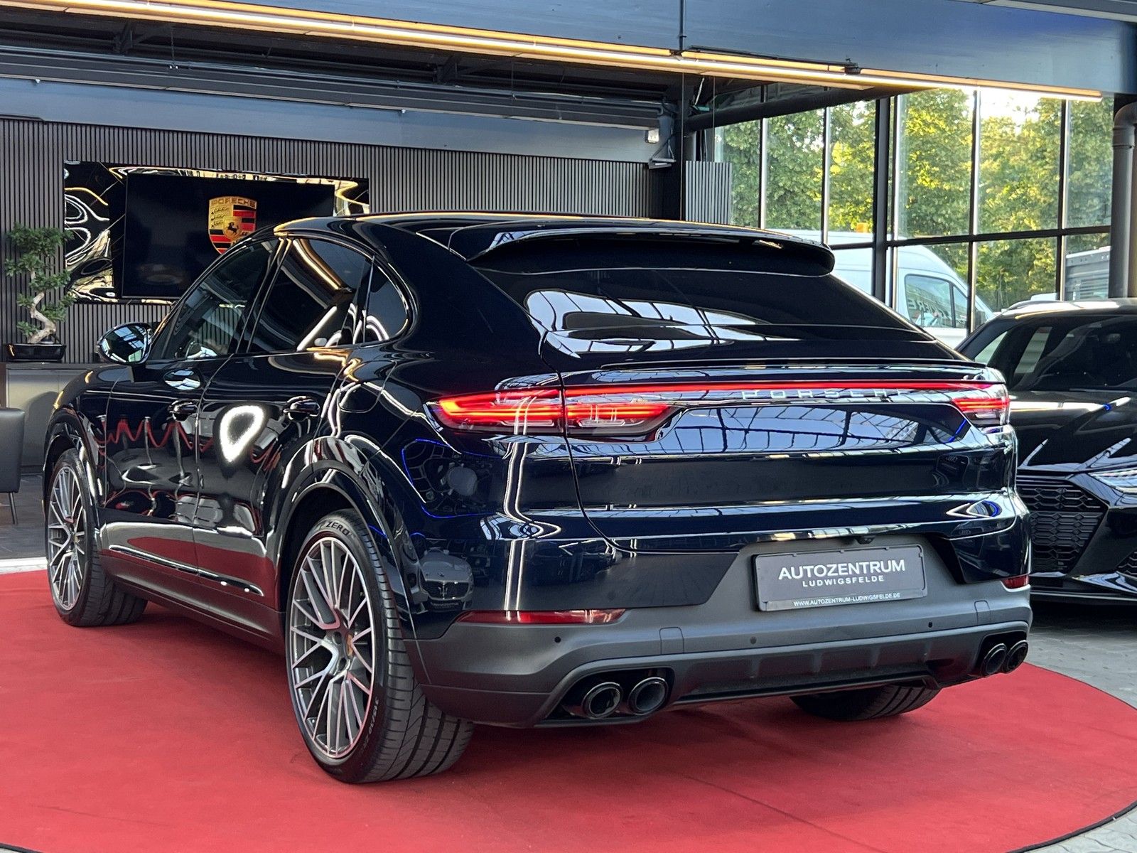 Porsche Cayenne Coupe E-Hybrid / CHRONO / ACC / PANO / L foto 6