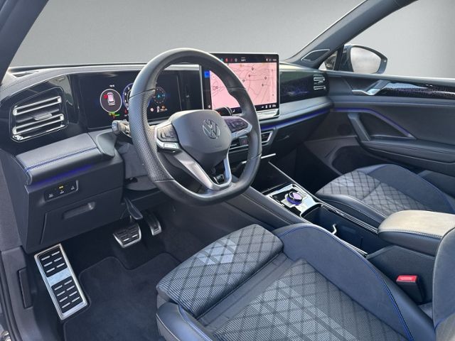 Tiguan 1.5 eTSI DSG R-LINE PANO+360°+IQ.LIGHT+HE
