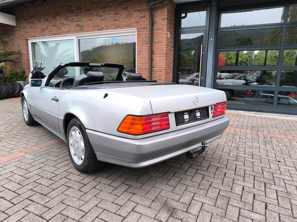 Mercedes-Benz SL 300