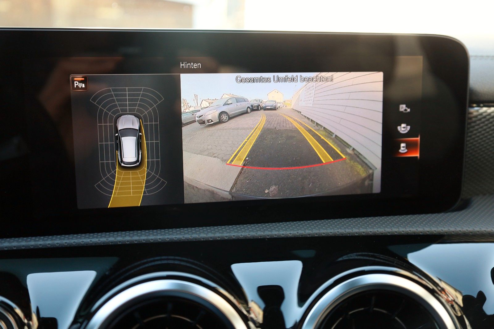 Fahrzeugabbildung Mercedes-Benz CLA 250 e SB Progressive,T.Leder,Navi,LED,Kamer