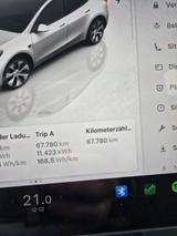 Tesla Model Y Long Range Dual Motor - 95% Batterie - Tesla Model Y: Dual Motor