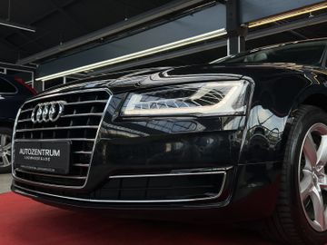 Audi A8 - 11