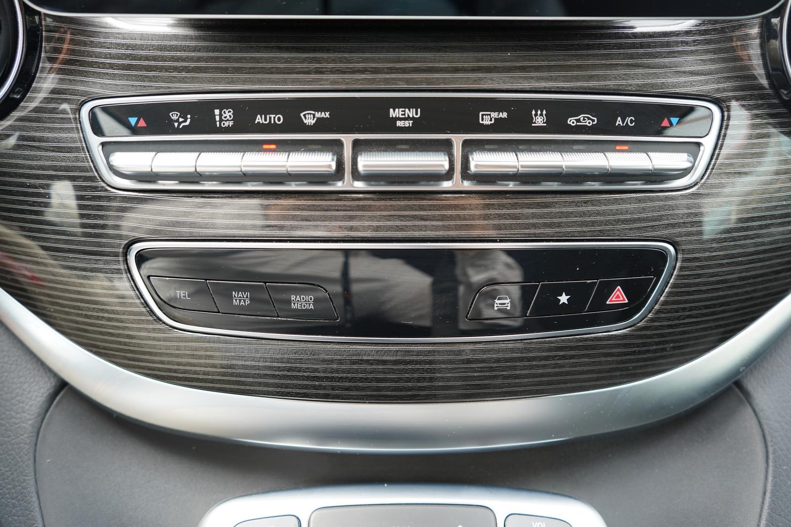 Mercedes-Benz V250d AMG Line lang Standheizung Burmester LED